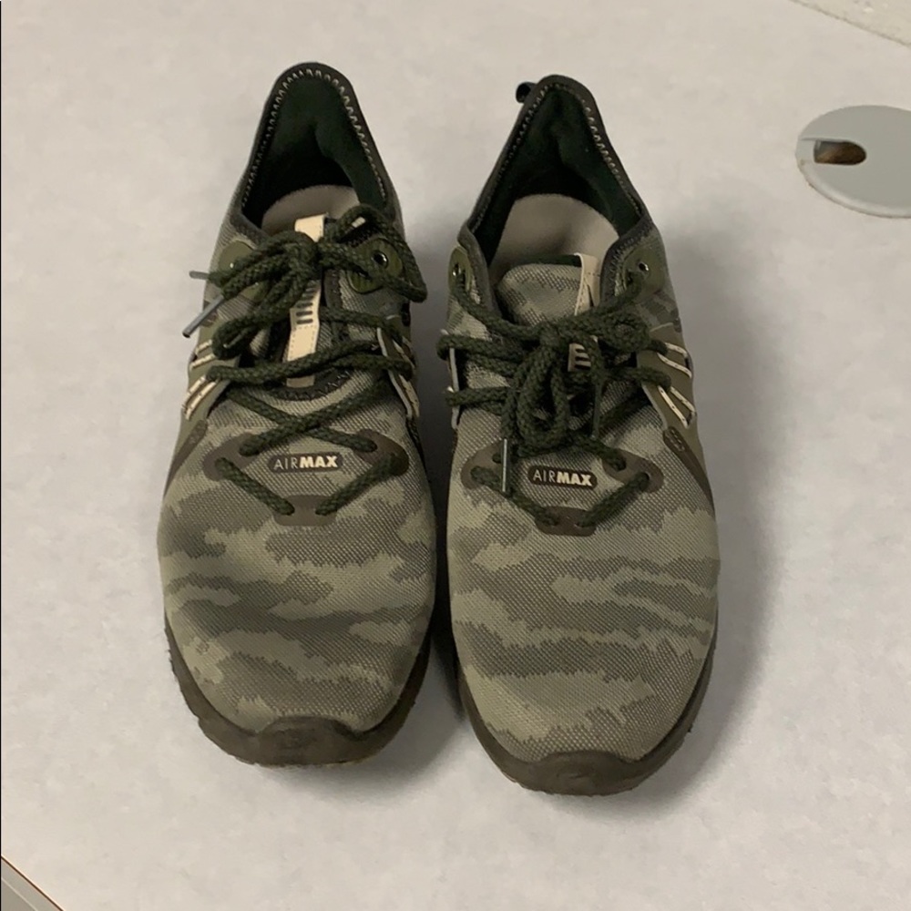 Nike Airmax Sequence 3 Size 8.5 - image 4